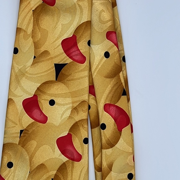 Steven Harris Tie Rubber Duck Yellow red Hand Made - Picture 3 of 6